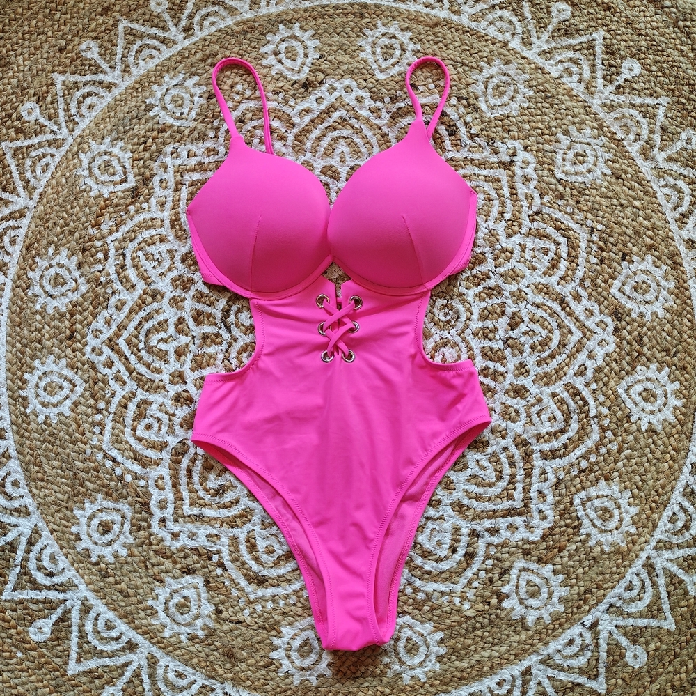 BNWT La SENZA One Piece Push Up Swimsuit